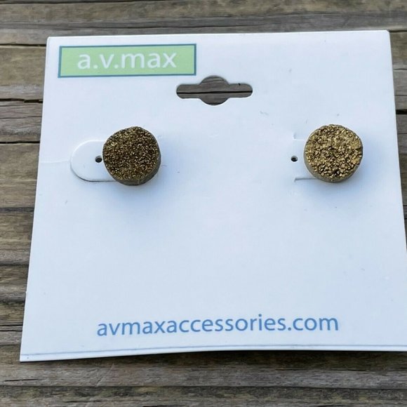 a.v.max Accessories Women Earrings Gold Tone Stud Dove Lever Back Fashion Jewelr - Picture 3 of 12